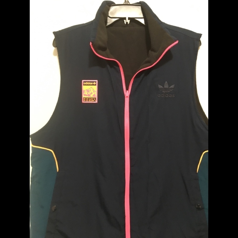 ADIDAS ORIGINALS Reversible Vest - Multi OH. - Picture 6 of 15